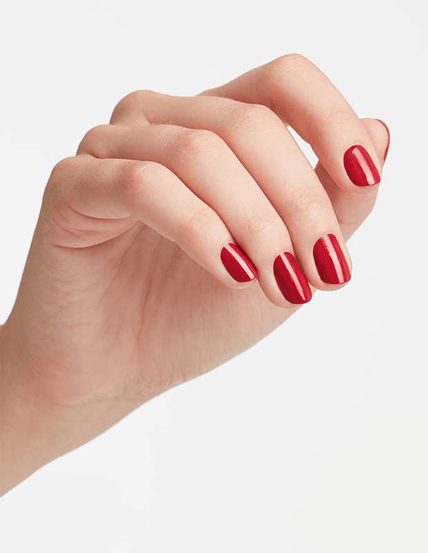 Close em unhas pintadas com esmalte OPI By Popular Vote mostrando brilho e acabamento