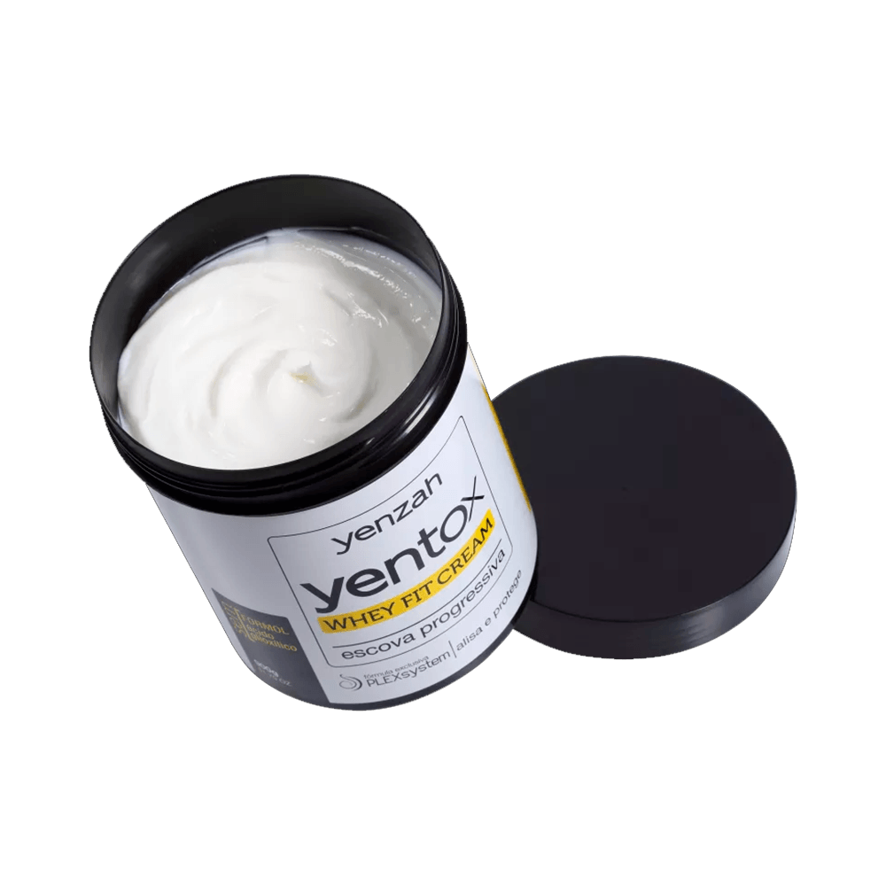 Pote aberto mostrando o creme branco da Escova Progressiva Yenzah Yentox Whey Fit Cream