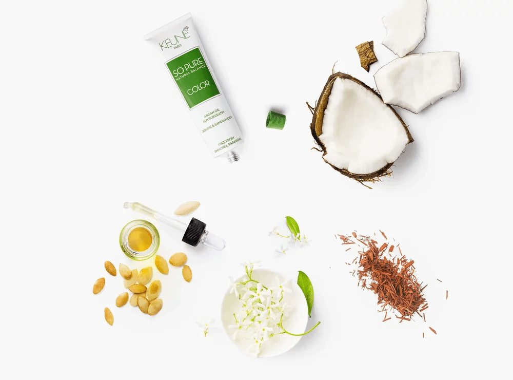 Detalhes da coloração Keune com ingredientes naturais ao redor