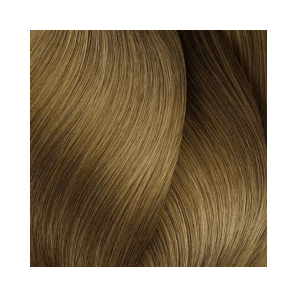 Mechas mostrando a tonalidade loiro claro dourado da Majirel 8.3