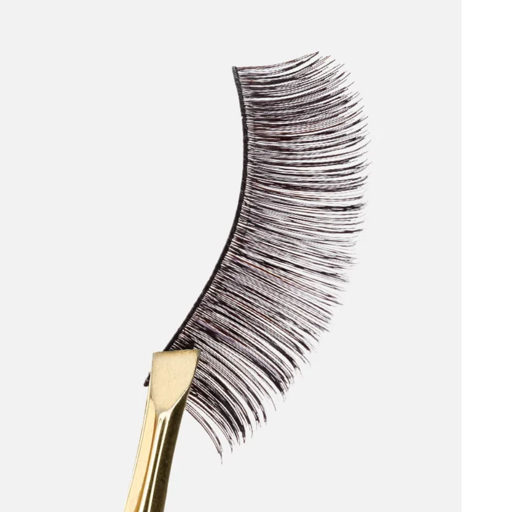 Close-up cílios Kiss New York i-Envy Juicy Volume 04 em pinça
