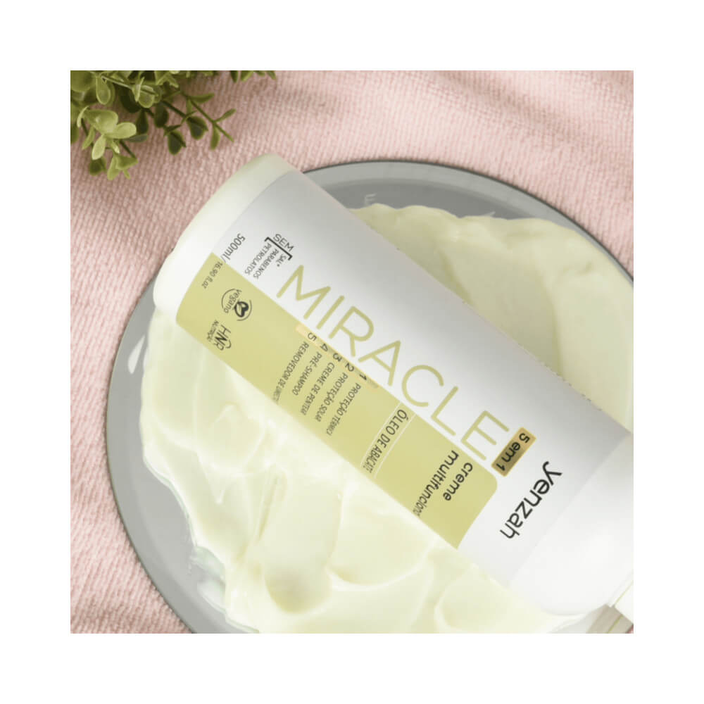Embalagem do Leave-in Yenzah Miracle 5 abacate deitada com creme espalhado