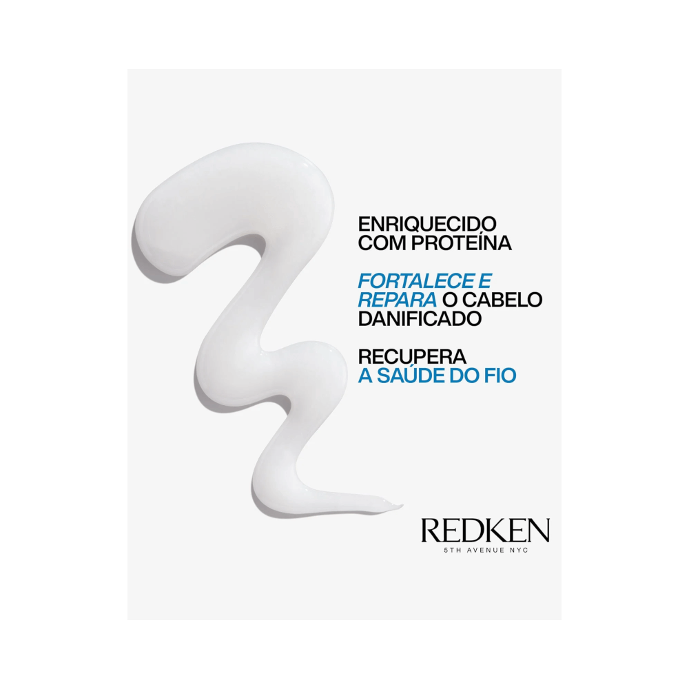 Traço do creme do shampoo indicando textura cremosa e ação do complexo proteico