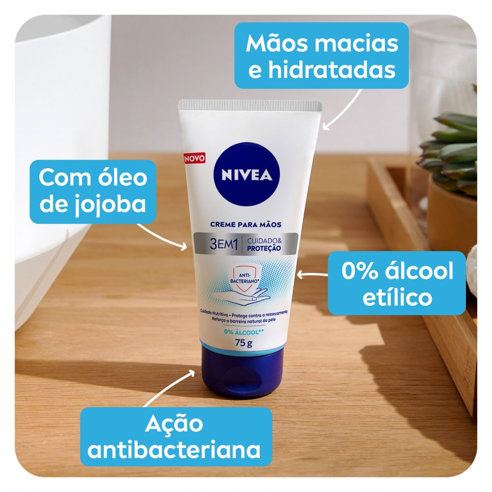Tubo do creme Nivea 3 em 1 sobre superfície, destacando embalagem e rótulos