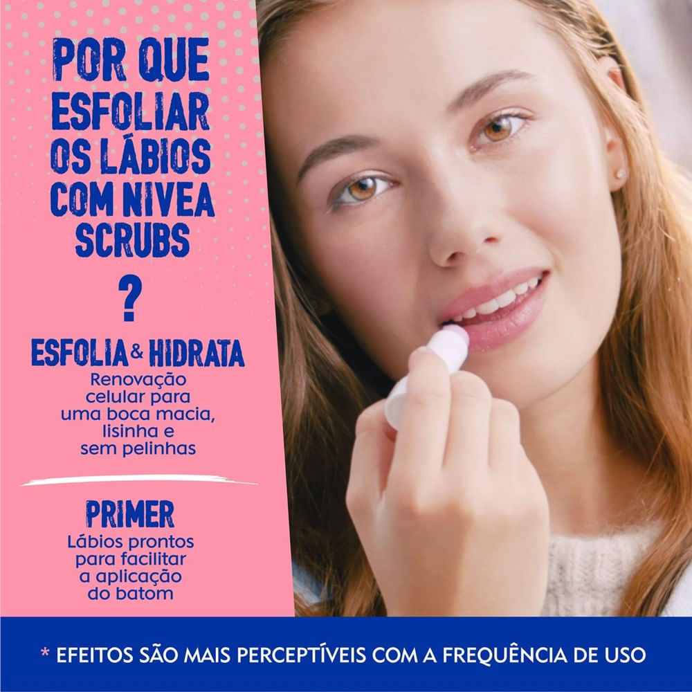 Aplicação do Scrub Esfoliante Labial NIVEA nos lábios