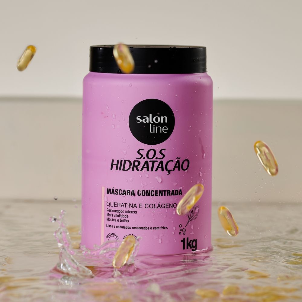 Máscara Capilar Salon Line S.O.S Hidratação cercada por cápsulas nutritivas e gotas d'água