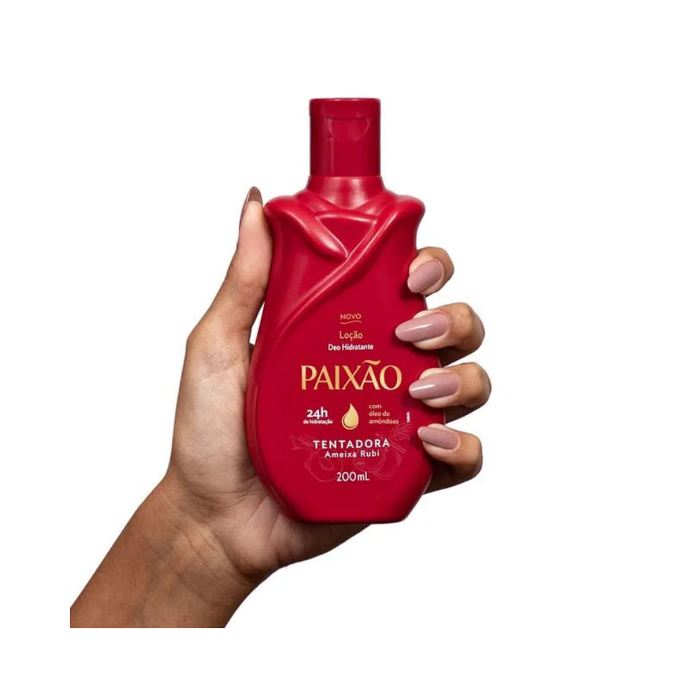 Frasco do hidratante Paixão Tentadora em destaque