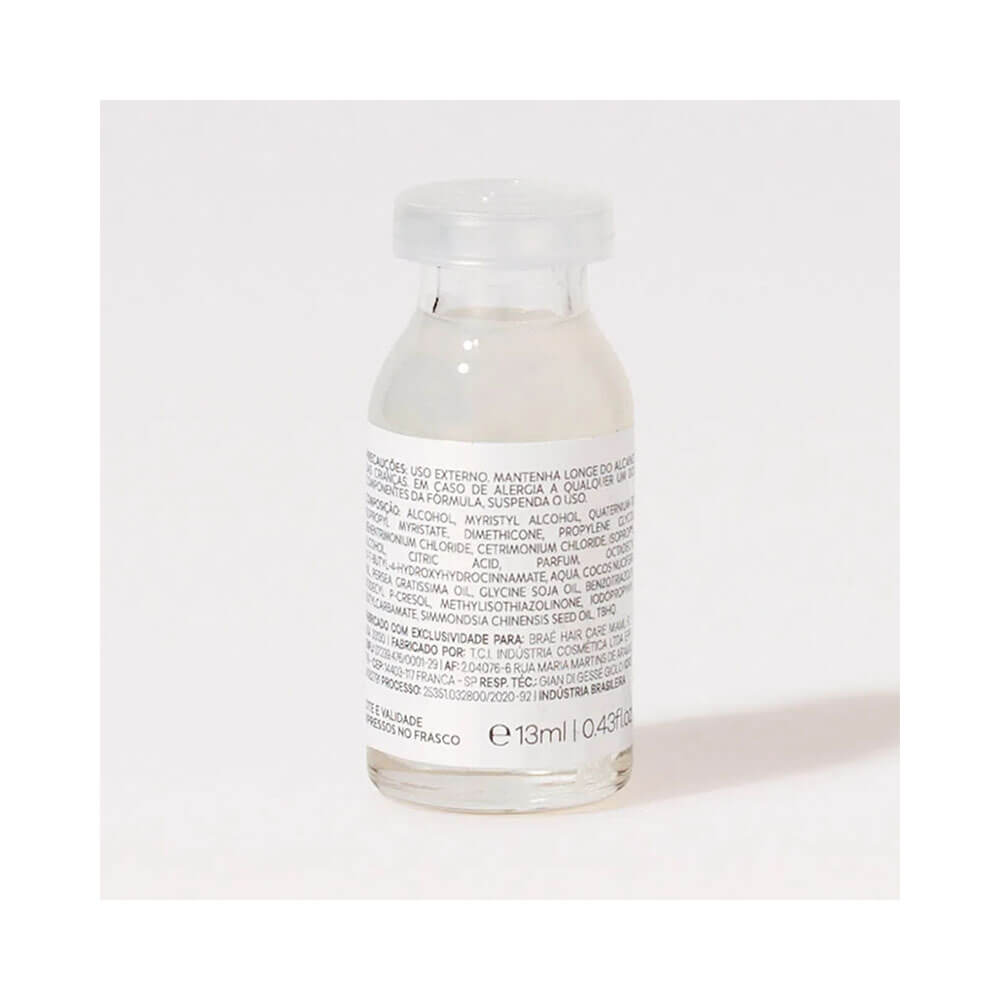Traseira da ampola Braé Divine Power Dose mostrando rótulo e ingredientes
