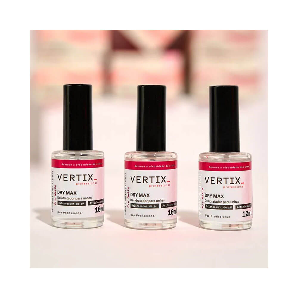 Três frascos alinhados do Desidratador Vertix Dry Max 10ml sobre fundo branco
