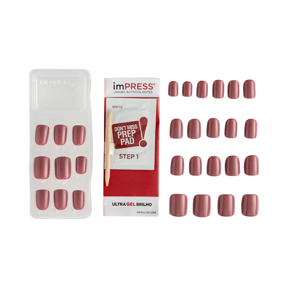Componentes do kit: unhas, lenço preparador e palito para cutículas