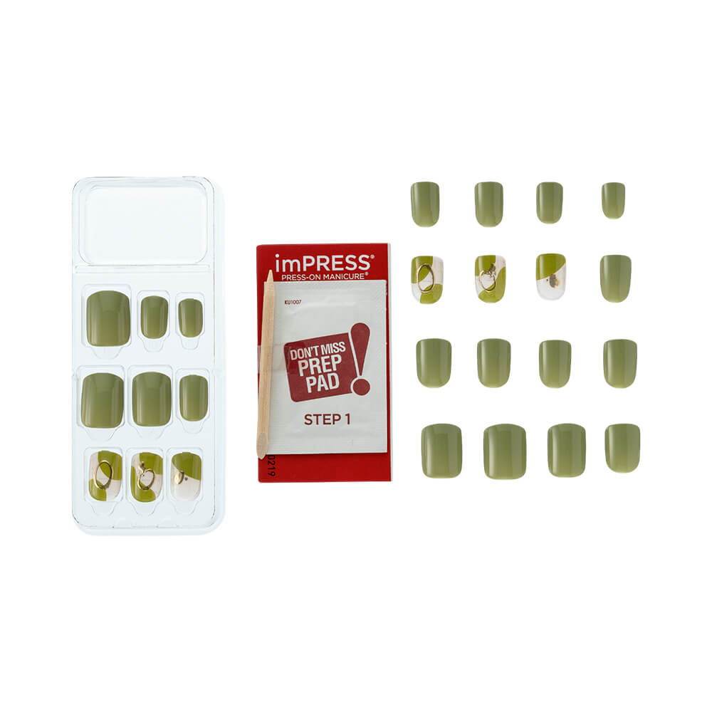 Produto completo com unhas autocolantes, lenço preparador e palito de manicure