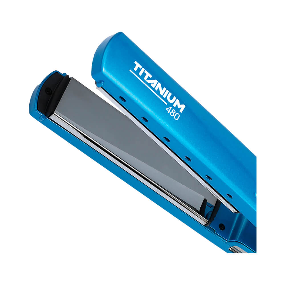 Close nas placas de titânio da Chapa Lizz Titanium 480