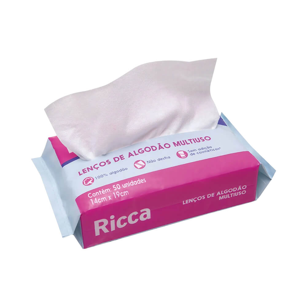 Pacote aberto com lenço Ricca parcialmente puxado