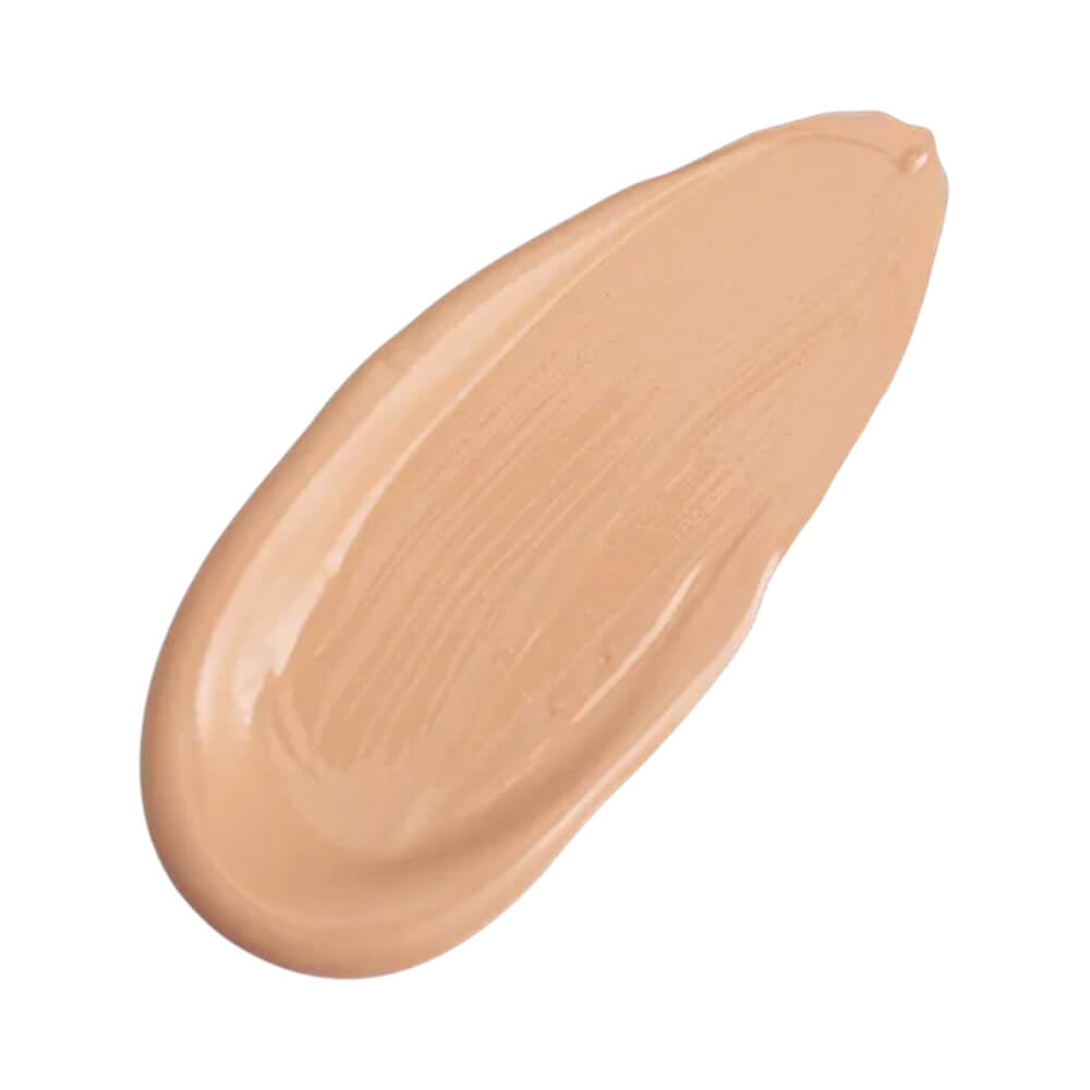 Close na textura cremosa e acetinada da Base Bauny Be Easy Tint Cor 030