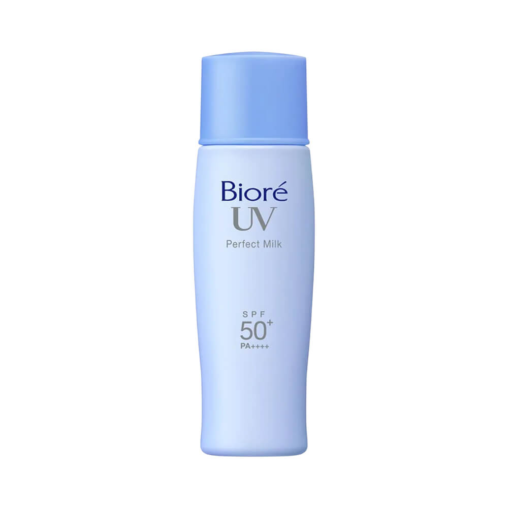 Protetor Solar Bioré UV Perfect Milk FPS50 40ml, embalagem azul claro com tampa azul escura, destacando alta proteção SPF 50+