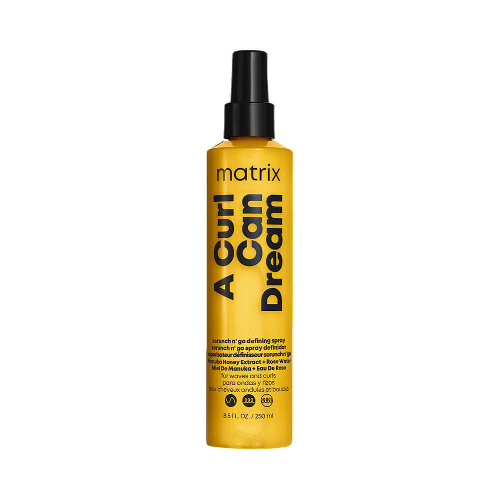 Frasco do Leave-in Matrix A Curl Can Dream 250ml em fundo amarelo
