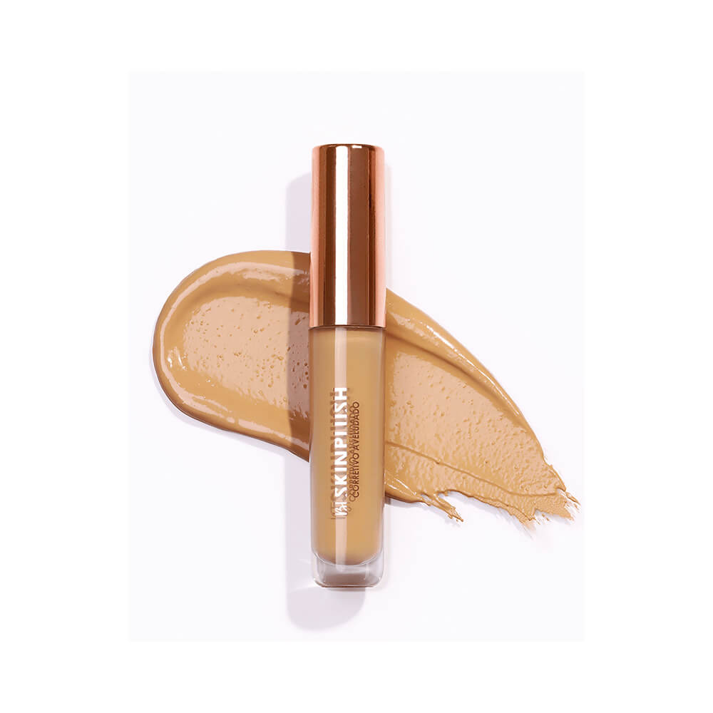 Detalhe do corretivo Skinplush mostrando amostra do produto e acabamento aveludado