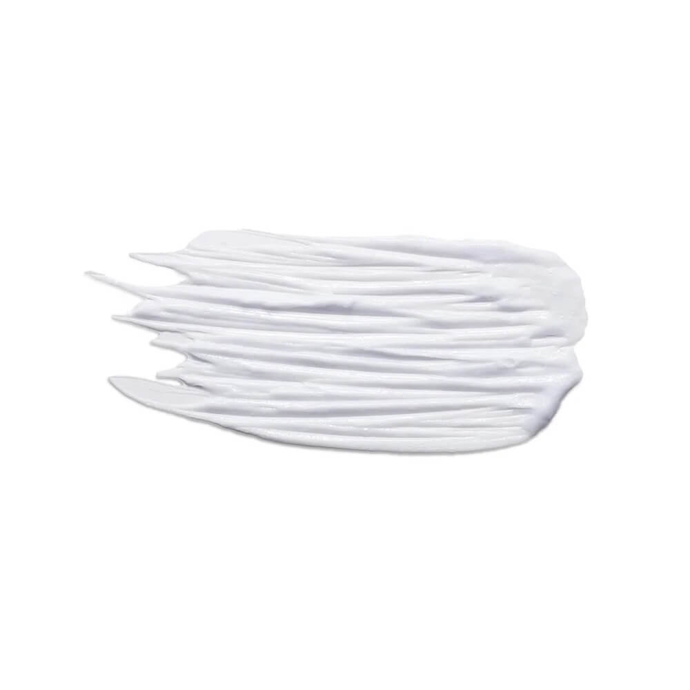 Textura cremosa e densa da Máscara Capilar Truss Blond Revolution