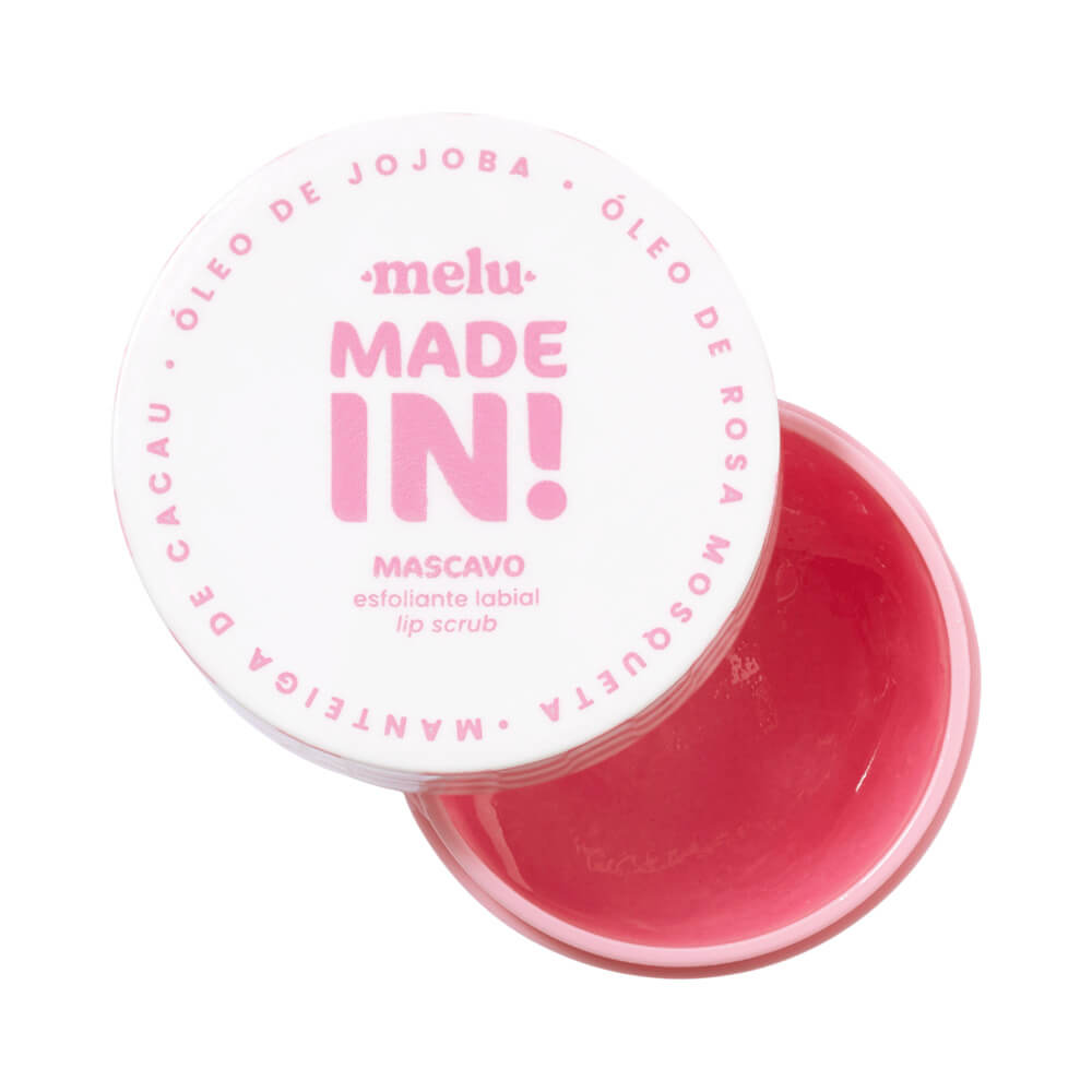 Esfoliante labial Melu Made In! Mascavo aberto mostrando produto rosa dentro do pote com ingredientes naturais destacados