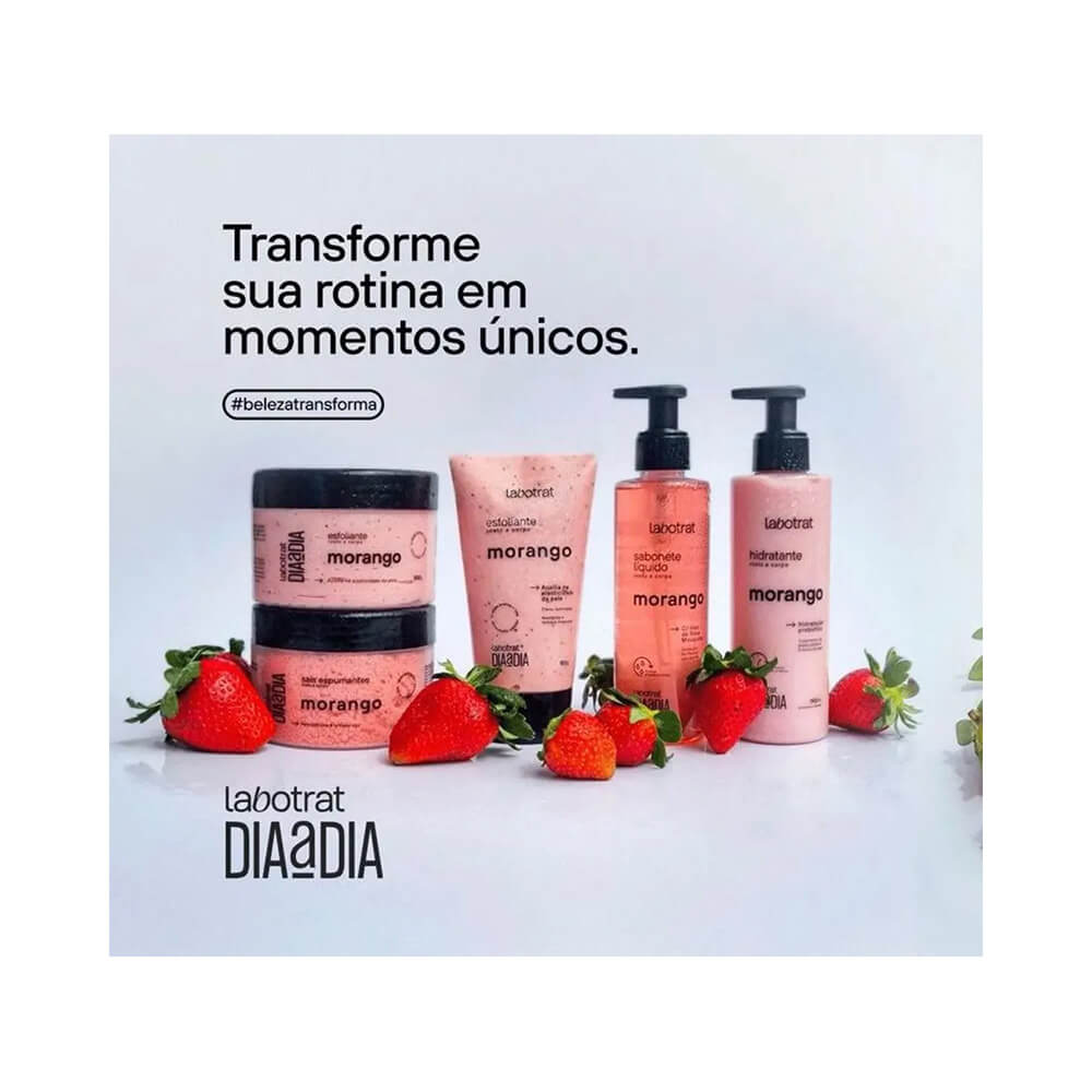 Produtos Labotrat Dia a Dia com aroma de morango, incluindo hidratante, esfoliante e sabonete líquido