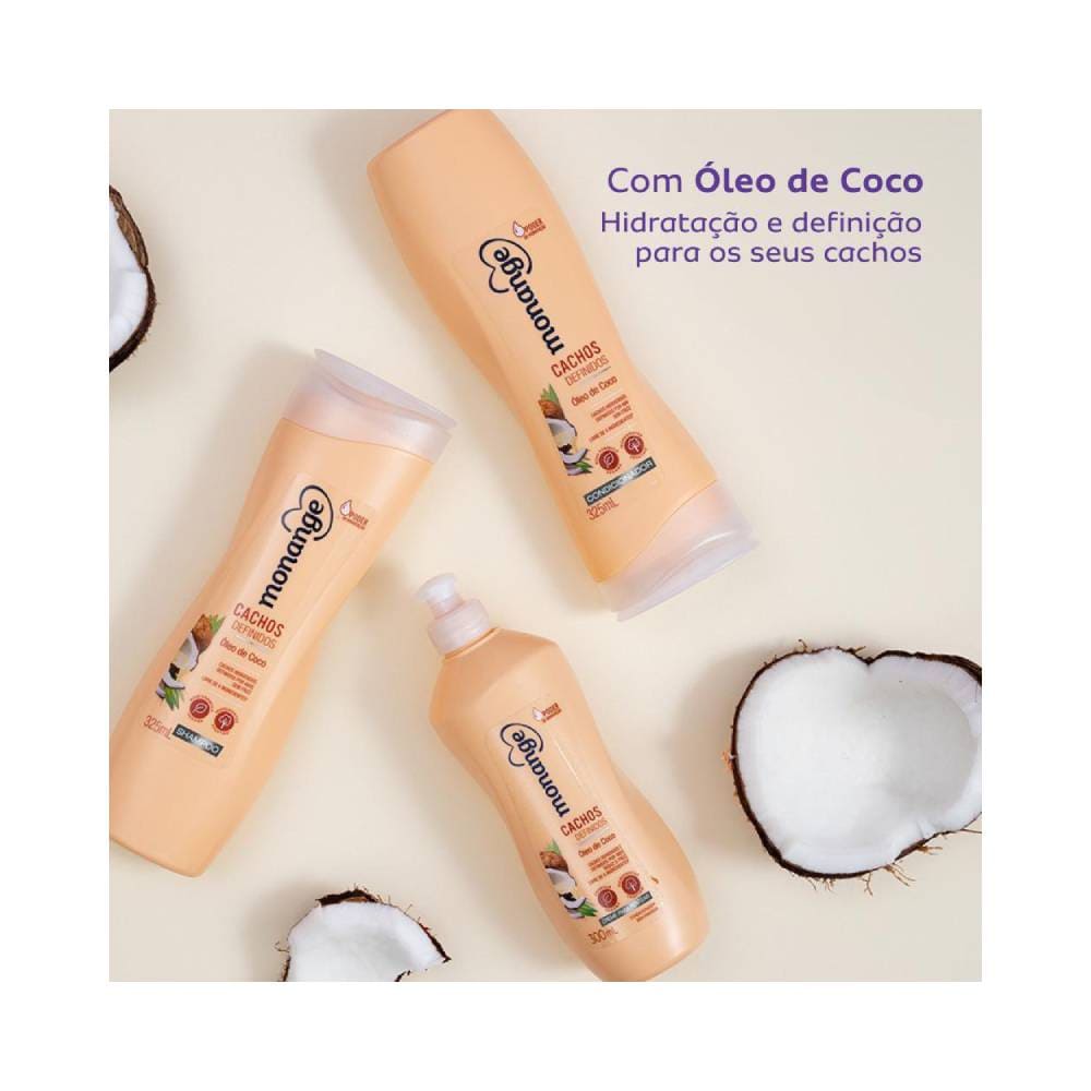 Produtos da linha Monange Cachos Que Tal com óleo de coco, incluindo shampoo e condicionador