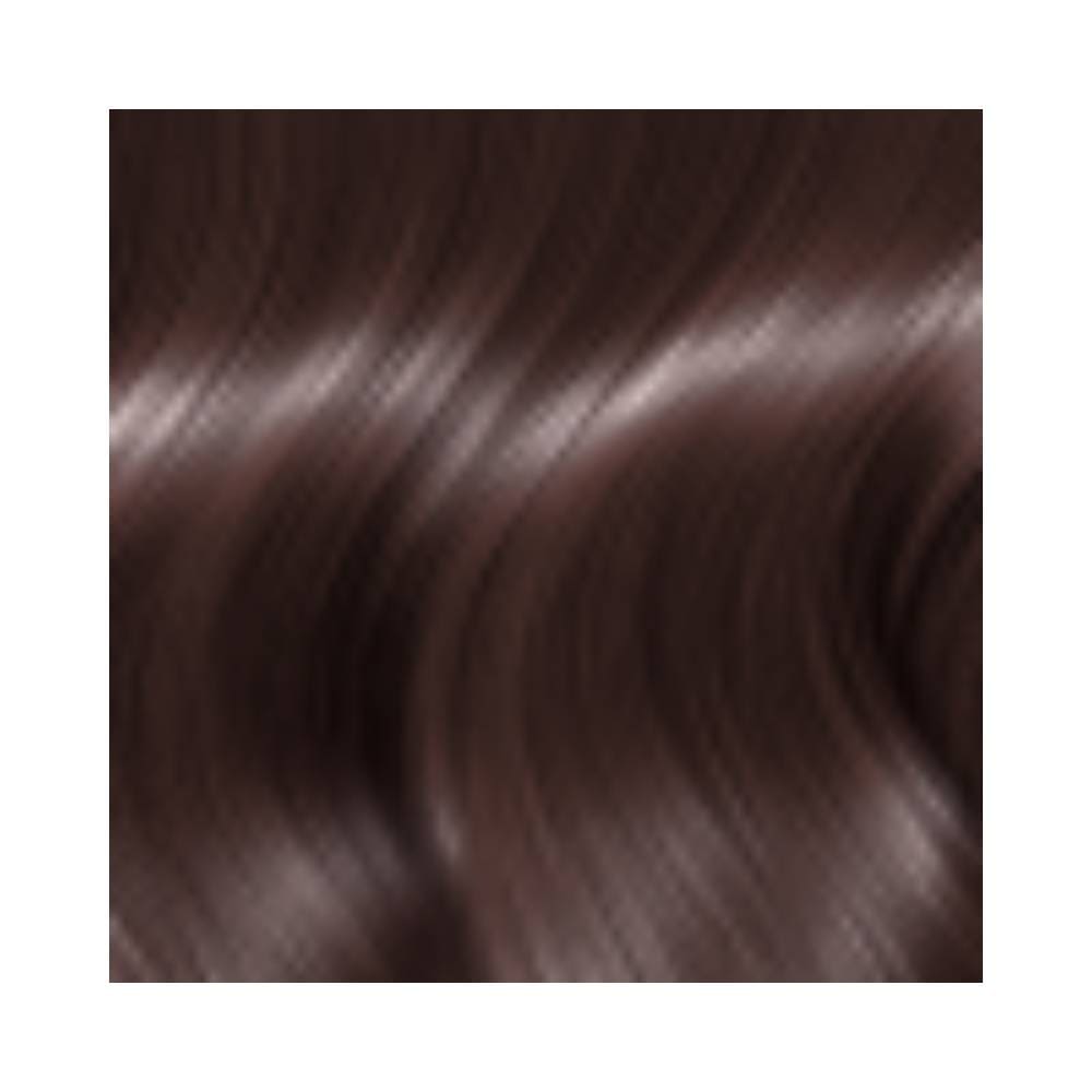 Resultado da cor Castanho Médio Vermelho Intenso em cabelo com brilho e reflexos vermelhos