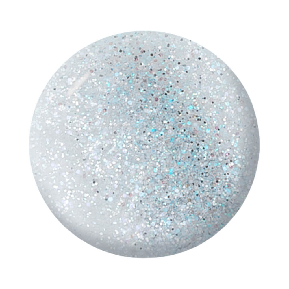 Close do esmalte Top Coat com base translúcida e partículas de glitter prata