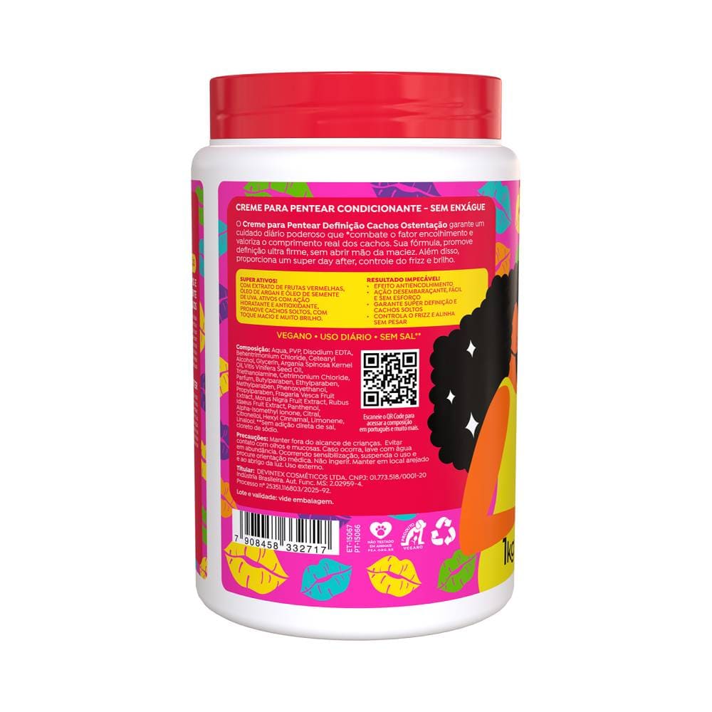 Lateral do pote do Creme para Pentear Salon Line Definição Cachos Ostentação 1kg com selo vegano e informações