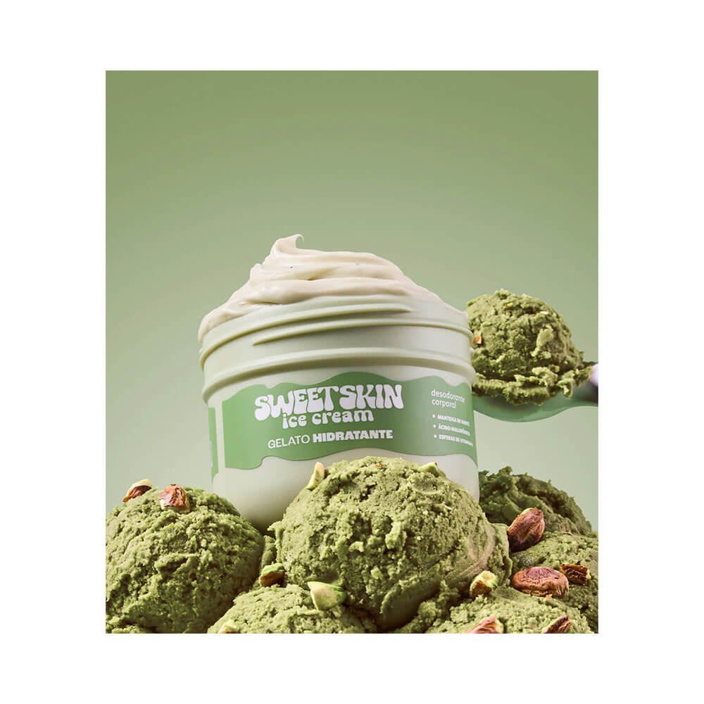 Gelato Hidratante Dailus aberto mostrando textura mousse com bolas de sorvete pistache ao redor