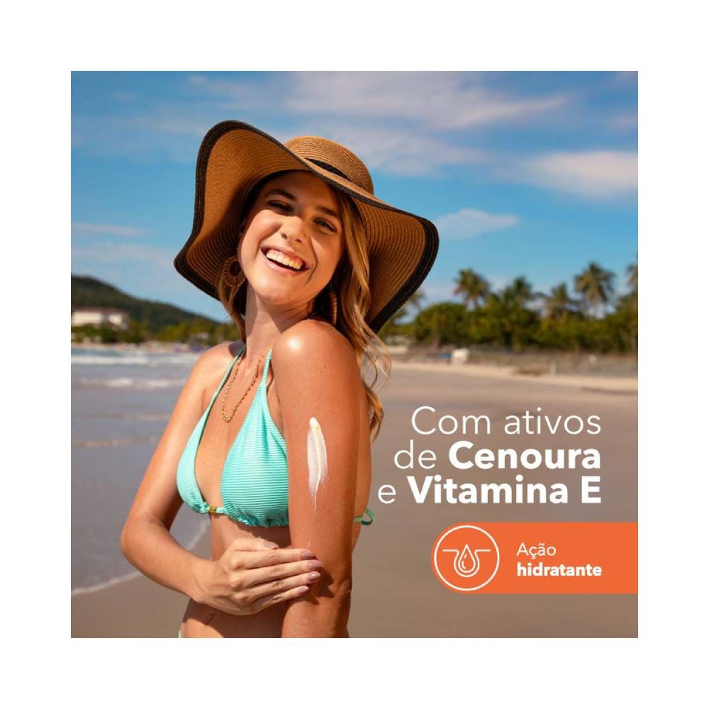 Aplicação do protetor solar na pele - demonstração de uso