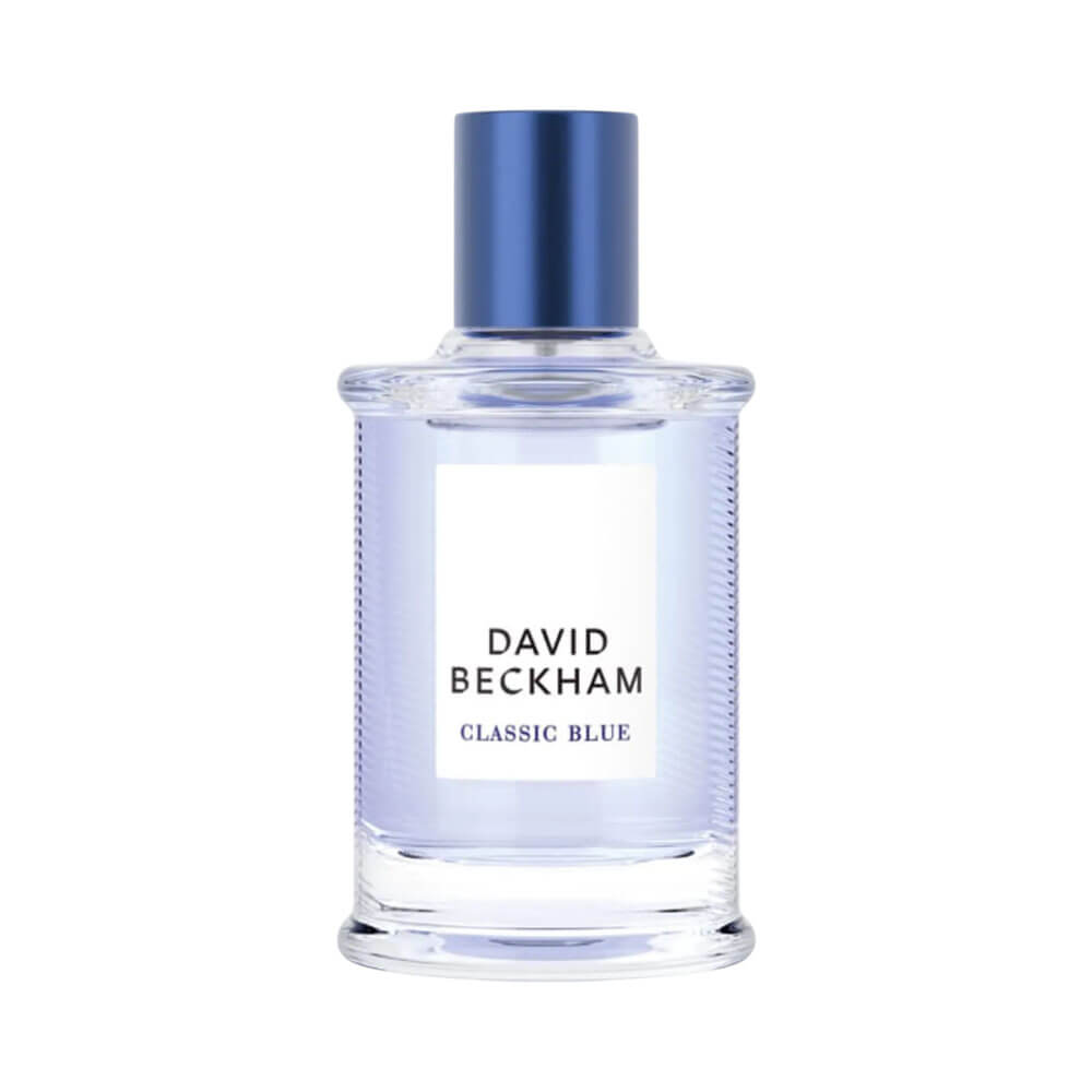 Frasco de perfume David Beckham Classic Blue 40ml com design azul claro elegante