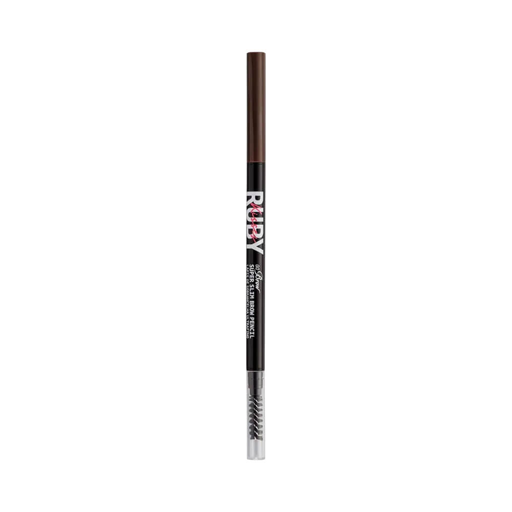 Lápis de sobrancelhas Ruby Kisses Go Brow Ultrafino Medium Brown corpo preto com tampa marrom e escovinha na ponta oposta