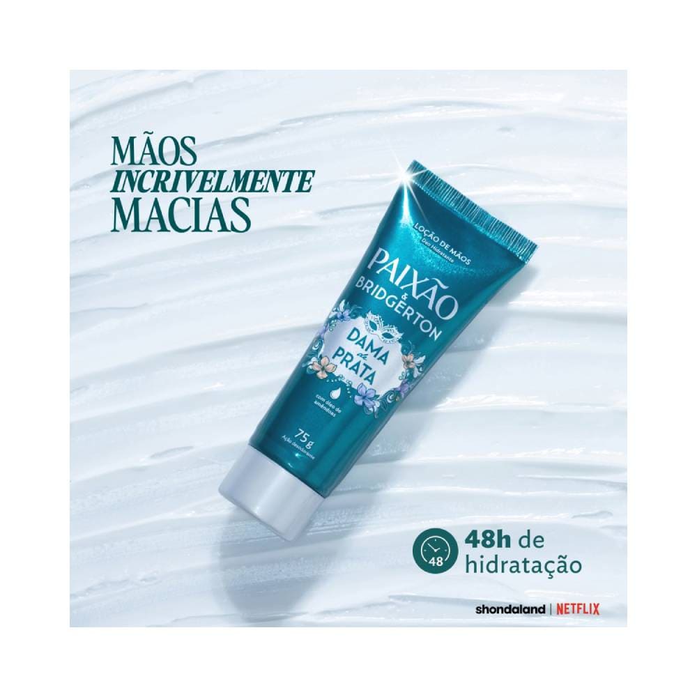 Tubo da loção hidratante Paixão & Bridgerton Dama de Prata com textura ondulada ao fundo