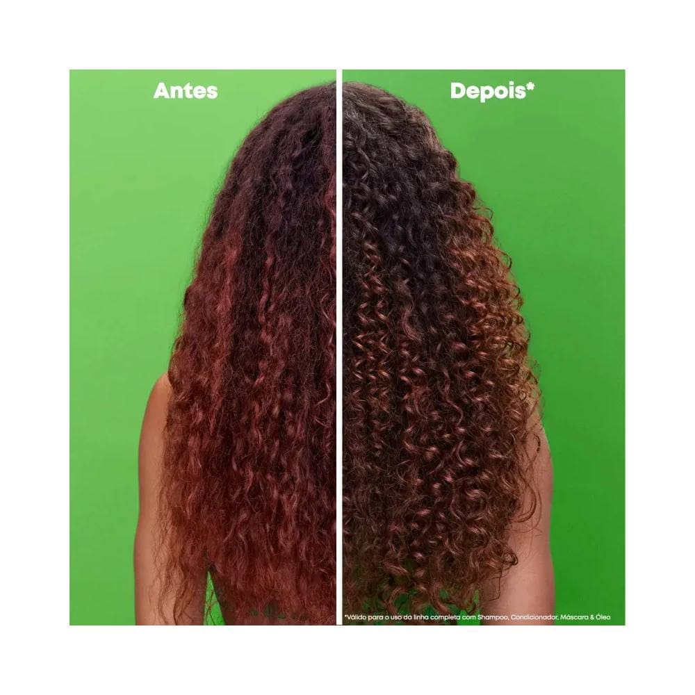 Comparação antes e depois do uso do condicionador Matrix Food For Soft 1000ml, mostrando cabelo mais macio e hidratado.