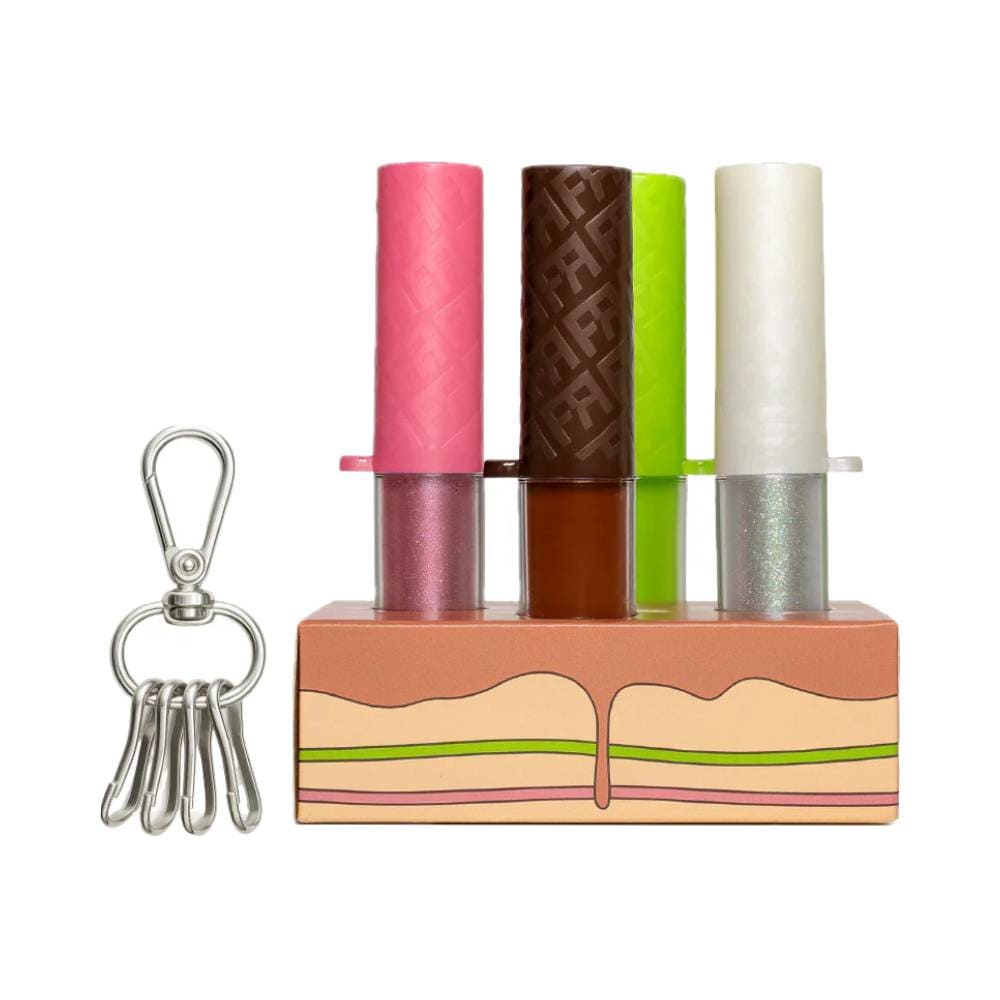 Kit Chillicake Fran By Franciny Ehlke com quatro tubos de batom em cores diferentes (rosa, verde, branco e marrom) e um chaveiro