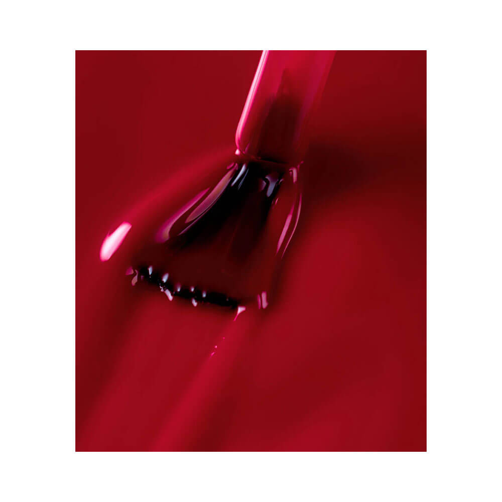 Pincel do esmalte Dailus Morango do Amor com textura cremosa