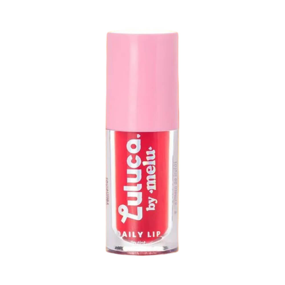Lip Tint Melu Luluca Daily Coral Heat em embalagem transparente com tampa rosa claro, tom coral vibrante.