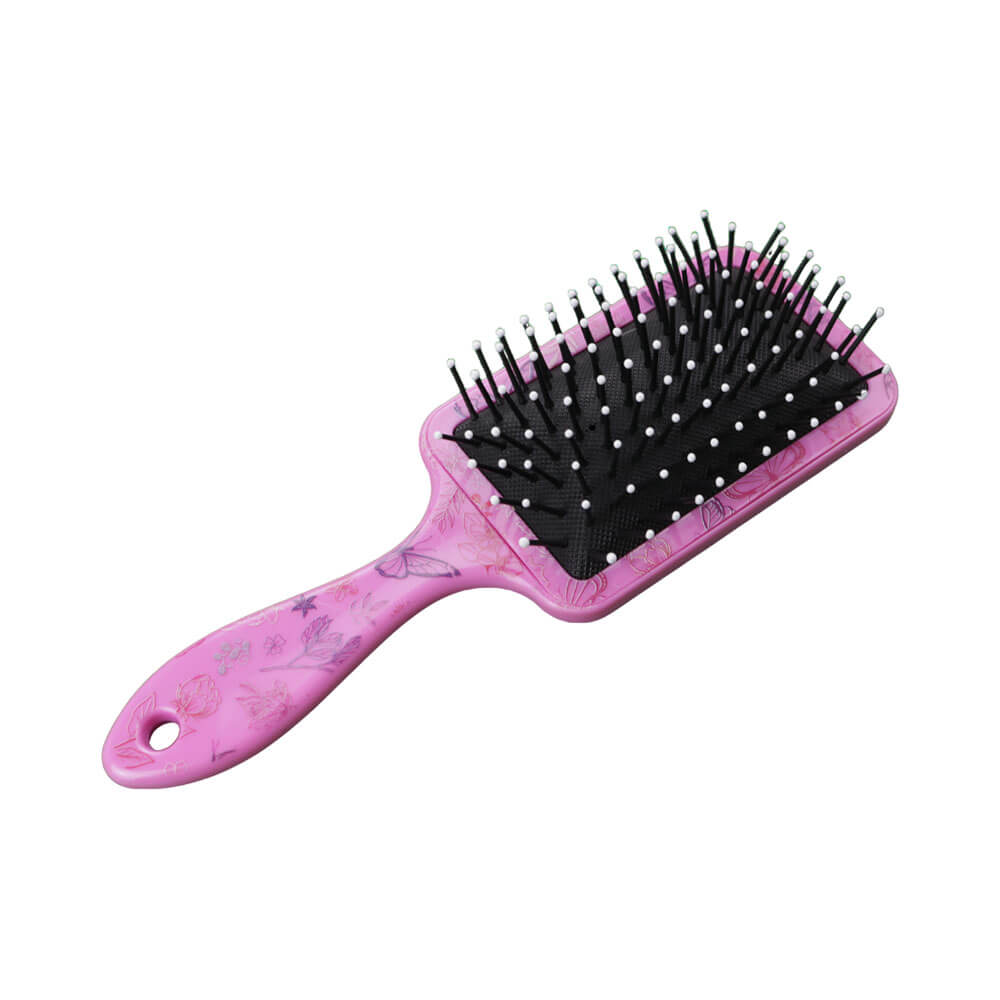 Escova de cabelo almofadada da marca Marilú, modelo Bolsa Decorada 4248 com estampa de borboletas e flores em rosa