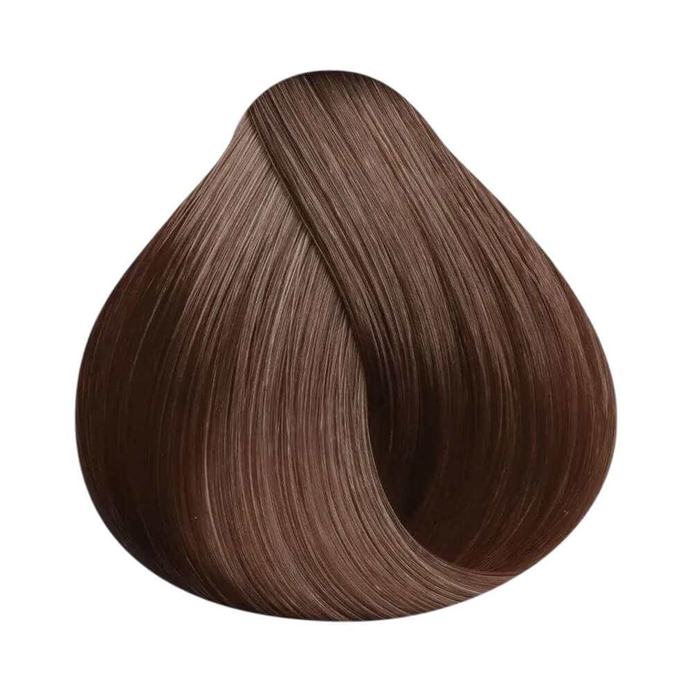 Cor do cabelo após aplicação da coloração Keune Tinta Color 7 Louro Médio