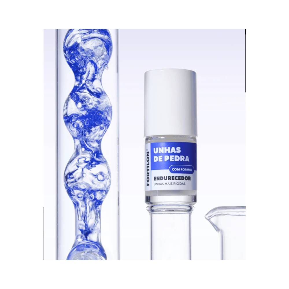 Esmalte Fortilon Unhas de Pedra da Dailus com tubo de ensaio ao lado