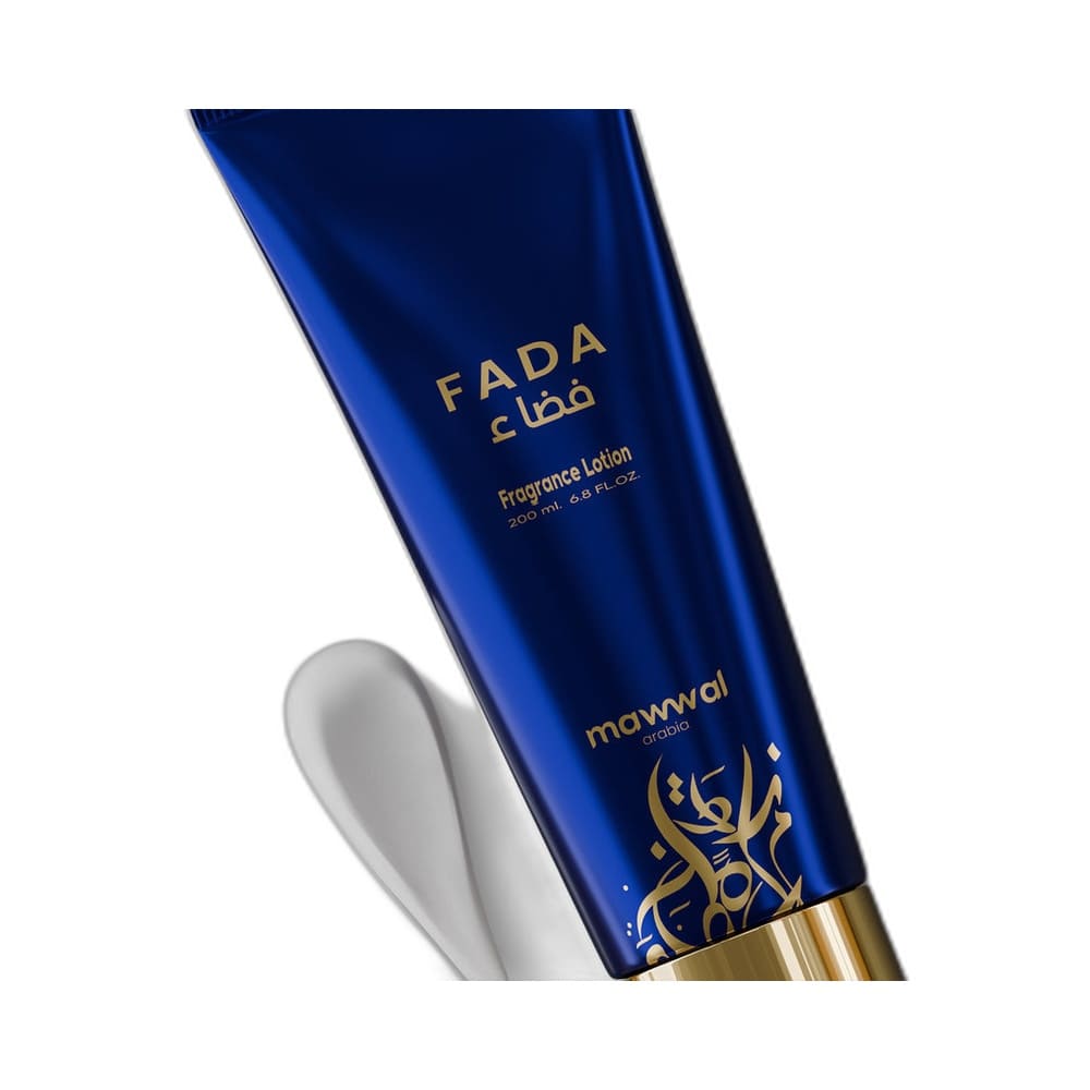 Close do hidratante corporal Mawwal Energy Fada mostrando textura cremosa